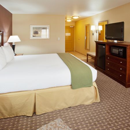 Holiday Inn Express Hotel & Suites Willows By Ihg Camera foto
