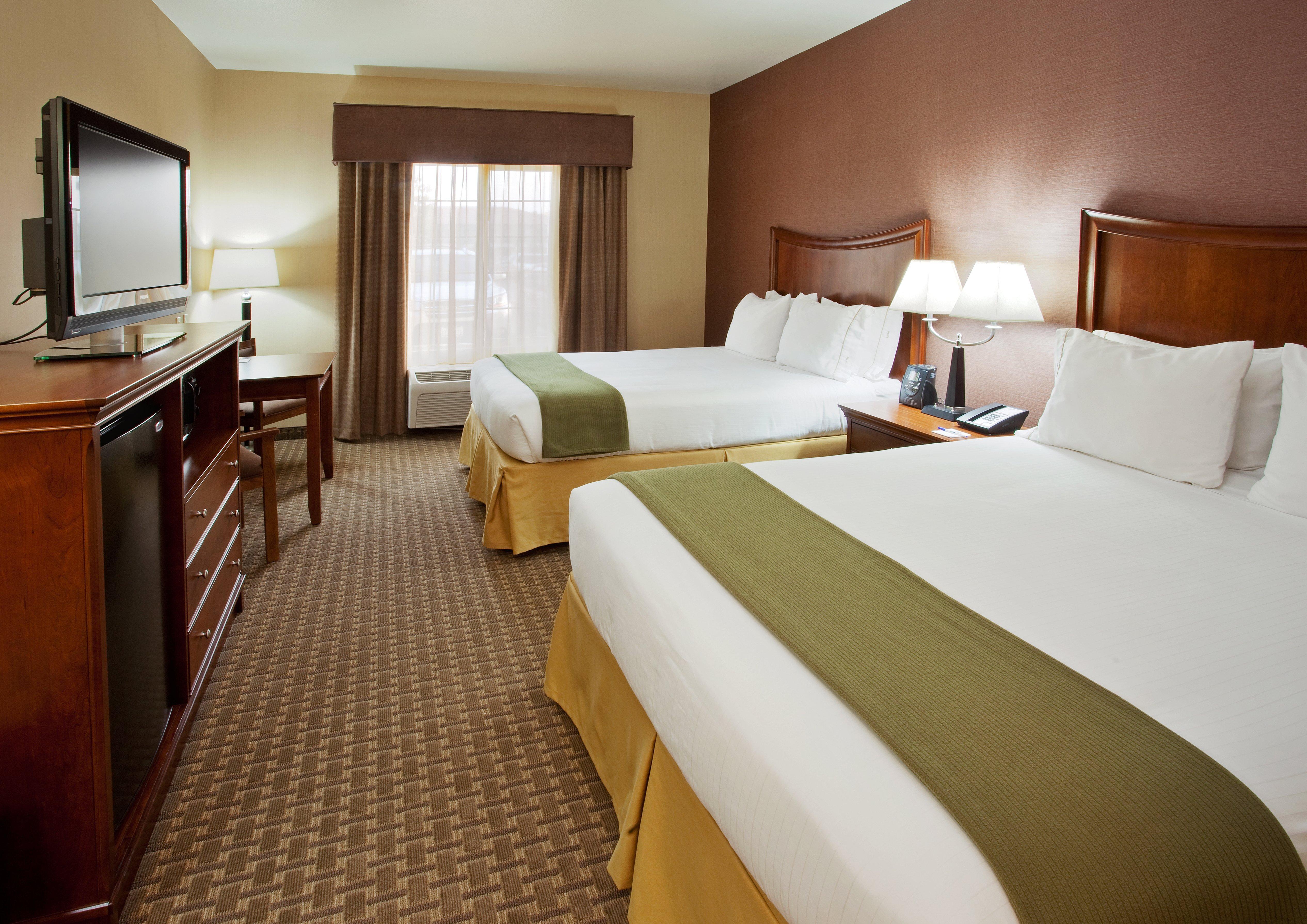 Holiday Inn Express Hotel & Suites Willows By Ihg Esterno foto
