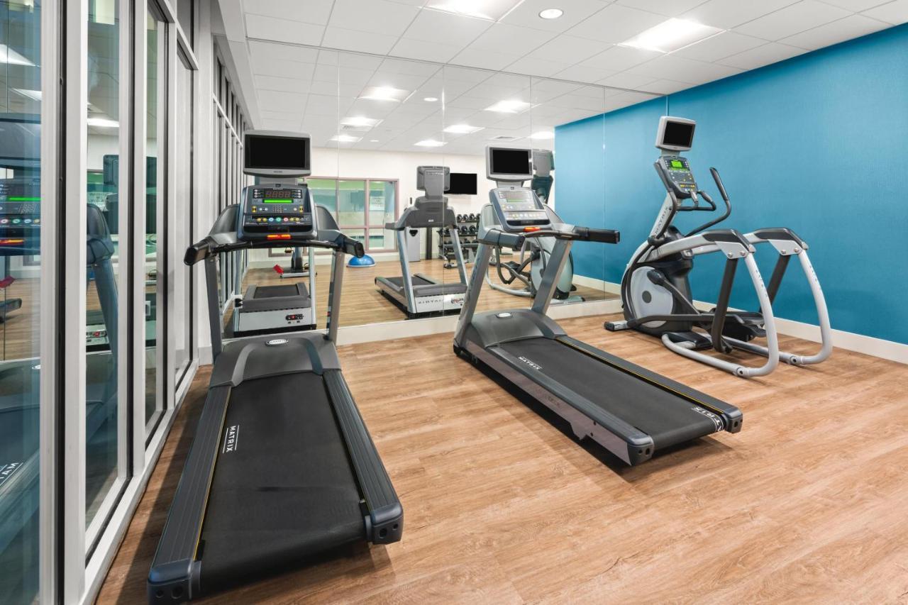 Holiday Inn Express Hotel & Suites Willows By Ihg Esterno foto